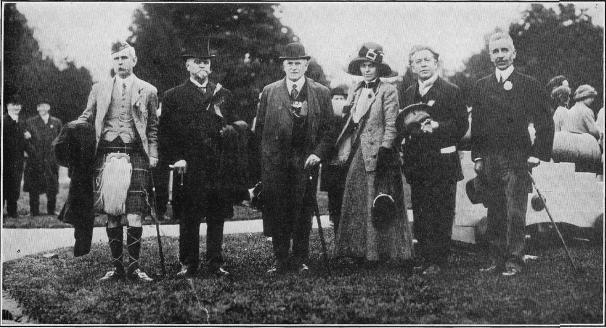 [Members of committee at Queenston Heights]